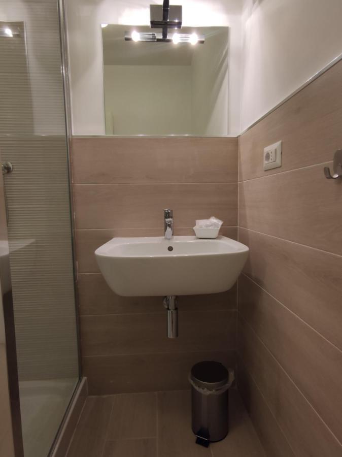 Sami Luxury Rooms 3 8 0 7 9 4 9 2 5 3 سيراكوزا المظهر الخارجي الصورة