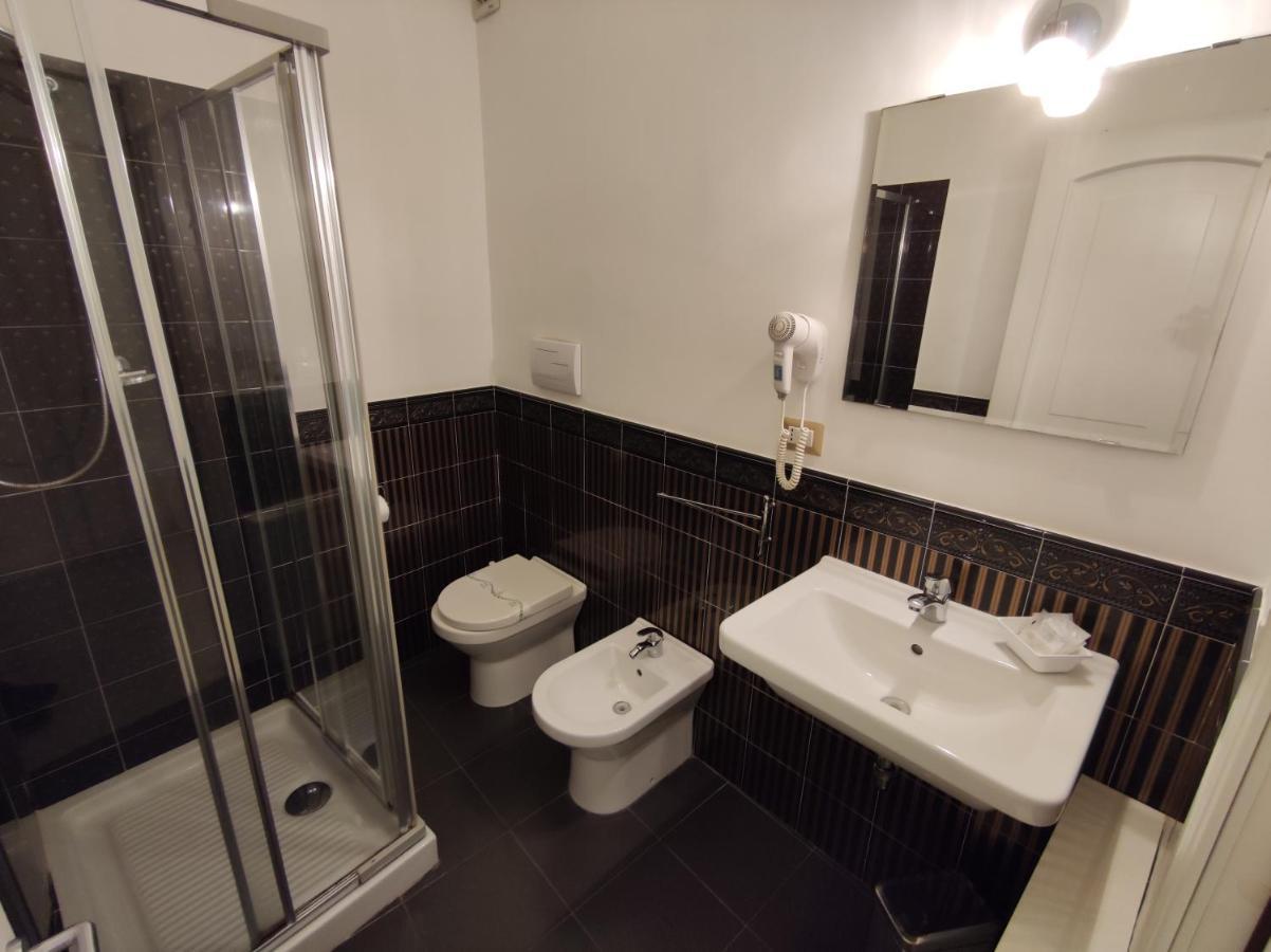 Sami Luxury Rooms 3 8 0 7 9 4 9 2 5 3 سيراكوزا المظهر الخارجي الصورة