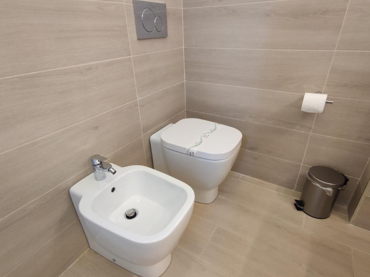 Sami Luxury Rooms 3 8 0 7 9 4 9 2 5 3 سيراكوزا المظهر الخارجي الصورة