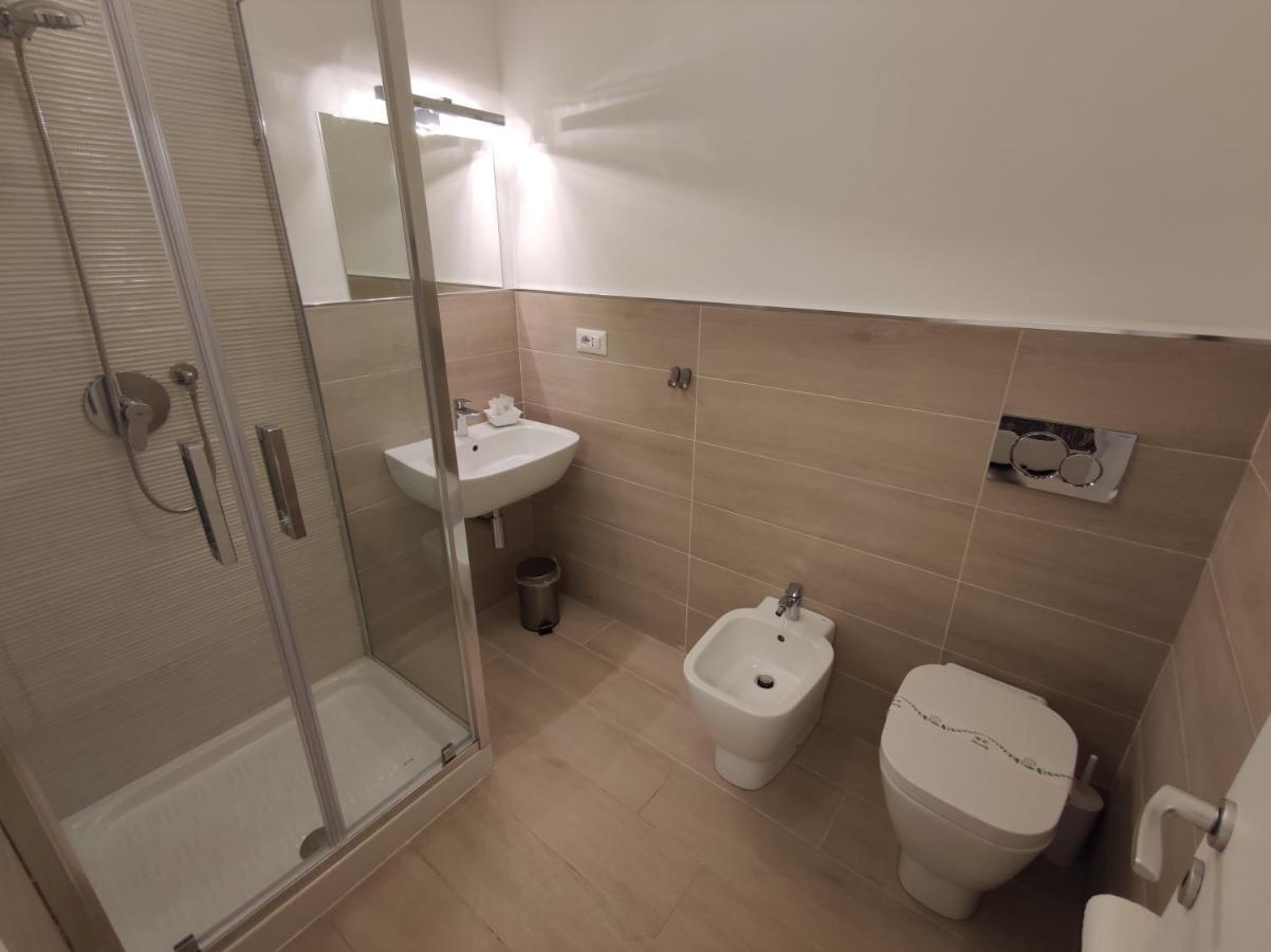 Sami Luxury Rooms 3 8 0 7 9 4 9 2 5 3 سيراكوزا المظهر الخارجي الصورة